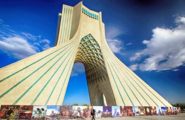 iran88m-Teheran-Azadi-Tower-696x421