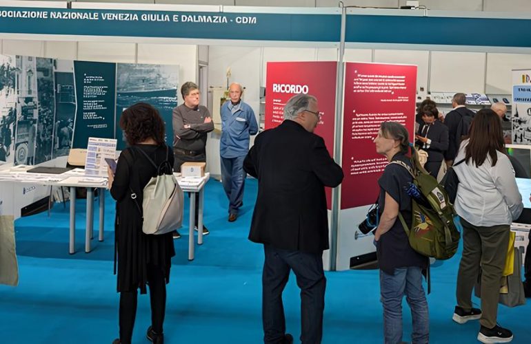 anvgd-salone-libro-torino-stand-3