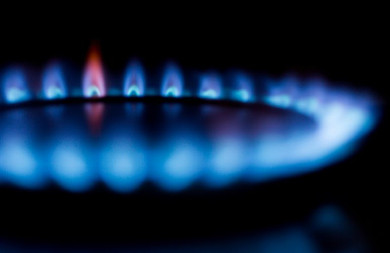 gas-pexels-tdcat-195029
