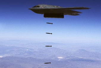 GBU-57 MOP: che cos'è la super bomba americana che ha colpito i bunker sotterranei iraniani