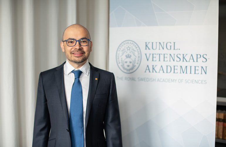 Demis_Hassabis,_2024_Nobel_Prize_Laureate_in_Chemistry_6