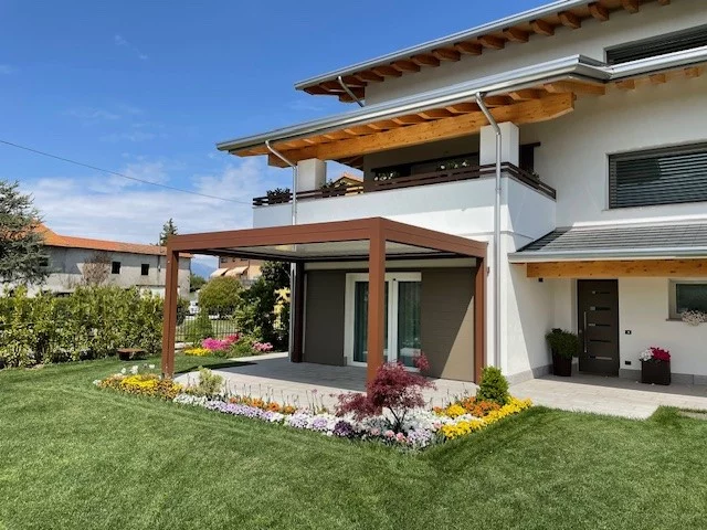 PERGOLA-3.jpg