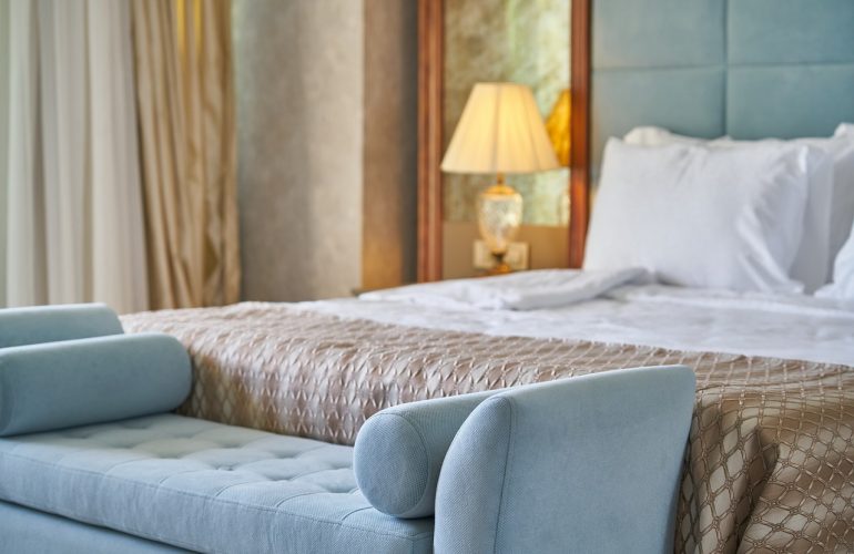fornitura-biancheria-hotel-bed-4416515_1280