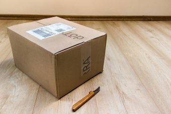 Spedire un pacco senza errori: la guida completa passo dopo passo