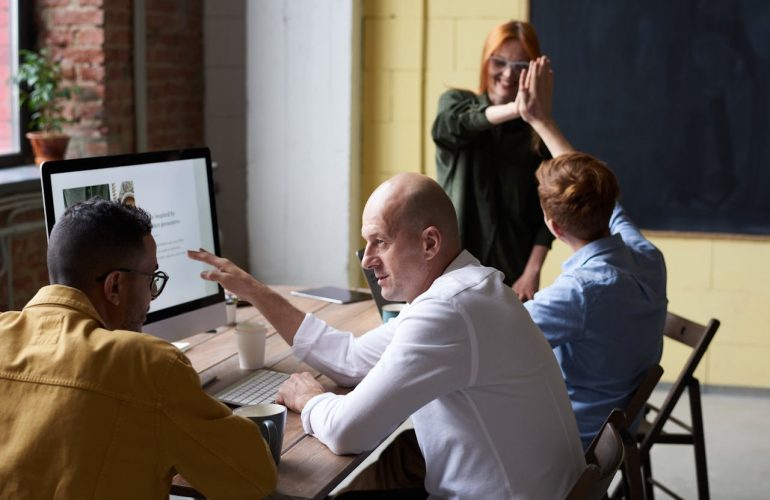 workflow-pexels-fauxels-3182832