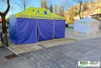 Gazebo pieghevole professionale: l'ingegneria nascosta dietro una struttura che si monta in meno di un minuto