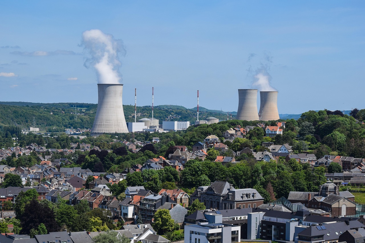 nuclear-power-4316027_1280